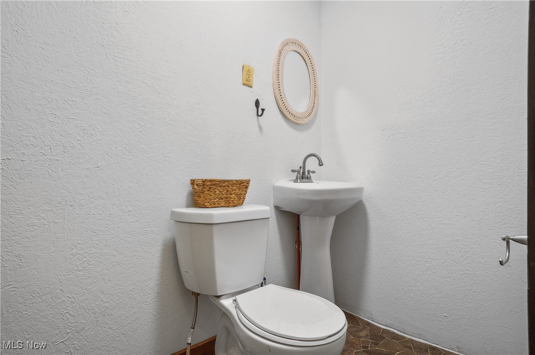 790 Shadeside Avenue, Akron, Ohio image 36