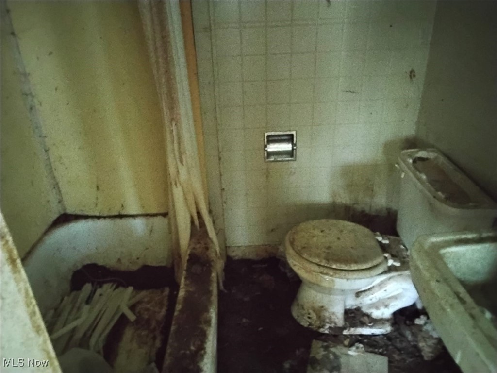 North Ave Allotment - Residential Income