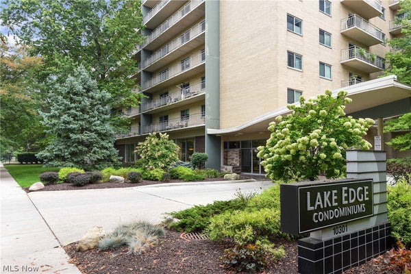 10301 LAKE AVE APT 807, CLEVELAND, OH 44102 - Image f760ec765661eff70c5029a4db3dbf4e/3861574074
