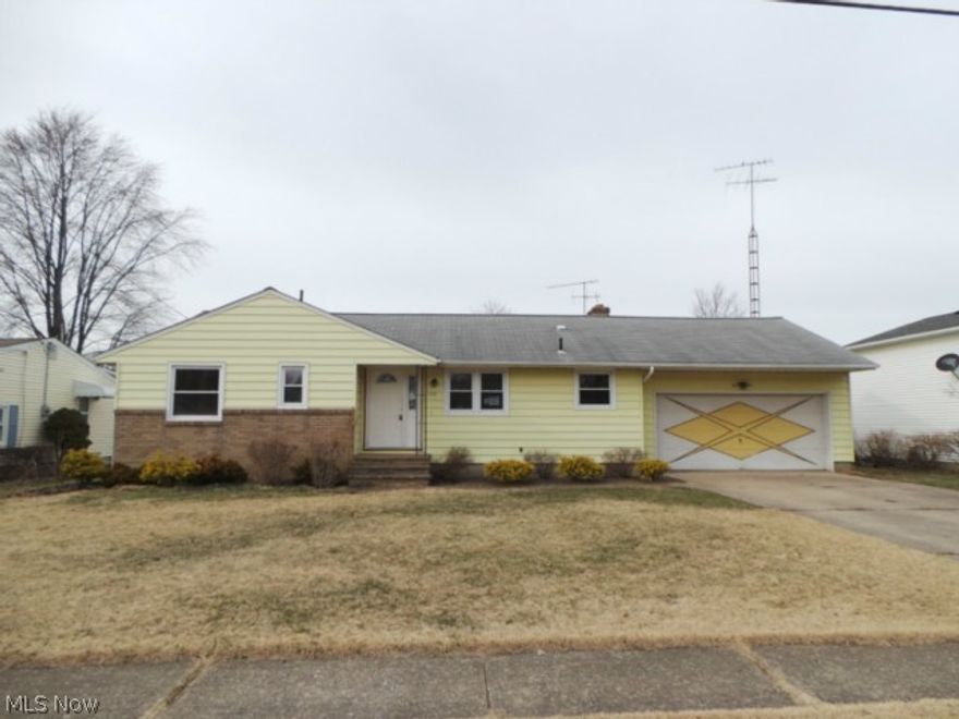 Welcome home to 128 Whitman in Elyria Ohio!  This three bedroom, two bathroom home features a attached two car garage and a full partially finished basement. A welcoming foyer, large open kitchen with ceramic flooring, an eat in dining area, living room with wood burning fireplace and sliding doors lead you to the concrete patio in the rear, and ample size bedrooms. Nice large fenced in yard and storage shed. Don't miss this opportunity to own your own home at an Exceptional Value! Hurry, don't miss out, call us today for a private viewing! Case # 412-522978