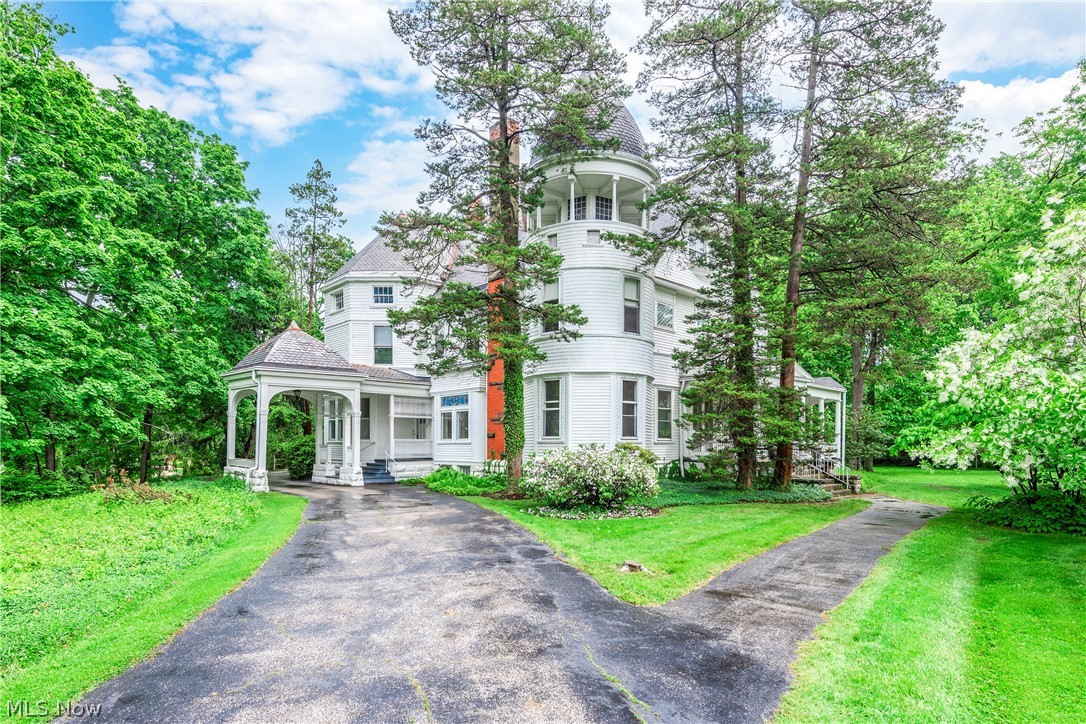 This Is Your Once In A Lifetime Opportunity To Own A Piece Of History! The Harris/Townsend House, Also Known As Lake Cliff, Is Ready For You To Restore To Its Former Glory! This Towered, Three-Floored Queen Anne Is The Last Remaining Victorian Era Lake Front Estate. The House Offers Over 5,000 Sq Ft & Sits on 3/4 Of An Acre. There Are 5 Bedrooms, Including The Original Maids Quarters; 3 Full Baths; 6 Fireplaces.....& SO MUCH CHARACTER! The Massive 3rd Story Offers Endless Possibilities! There Is Even A Balcony That Overlooks The Front Lawn! Words Can Not Do Justice....Look At These Pictures! This Home Will Be Sold With Deed Restrictions & Must Be Owner Occupied. If You Have The Energy & Passion For Restoration, Call Today For Your Private Tour!