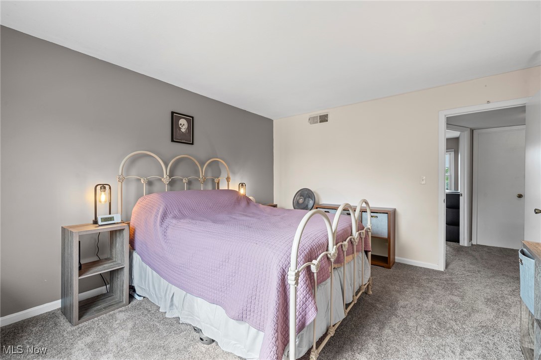 Georgetown/Lyndhurst Condo - Residential