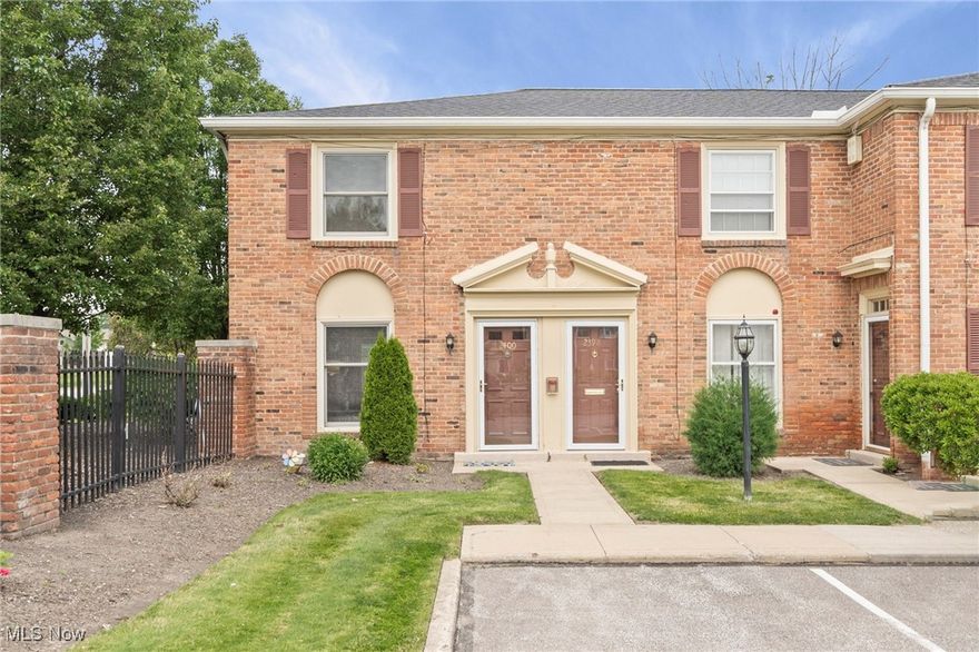 Beautiful 2-bedroom, 1.5-bath end-unit townhouse located in one of Lyndhurst’s most desirable condo communities. This well-maintained home features a bright and open layout with an updated kitchen, breakfast bar, and dedicated dining area that flows into the spacious living room. The first floor also includes a convenient half bath and new vinyl flooring. Upstairs you’ll find two generous bedrooms and a full bath. Enjoy a private, fenced-in patio—perfect for outdoor relaxation.  This gated community features a pool, hot tub, workout facility and more. Prime location close to shopping, dining, hospitals, and major highways. A fantastic opportunity at an unbeatable value!