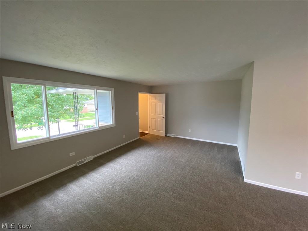 Abe Pickus Resub 02 - Residential