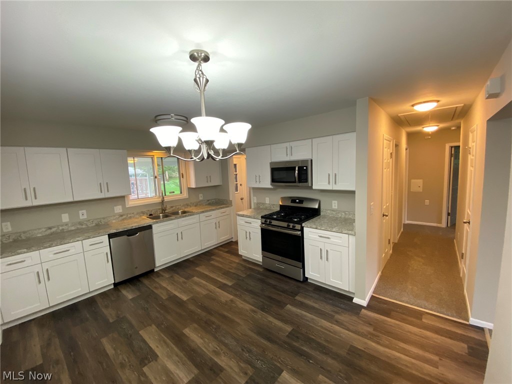 Abe Pickus Resub 02 - Residential