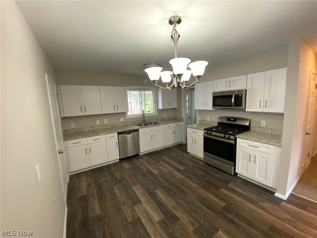 Abe Pickus Resub 02 - Residential