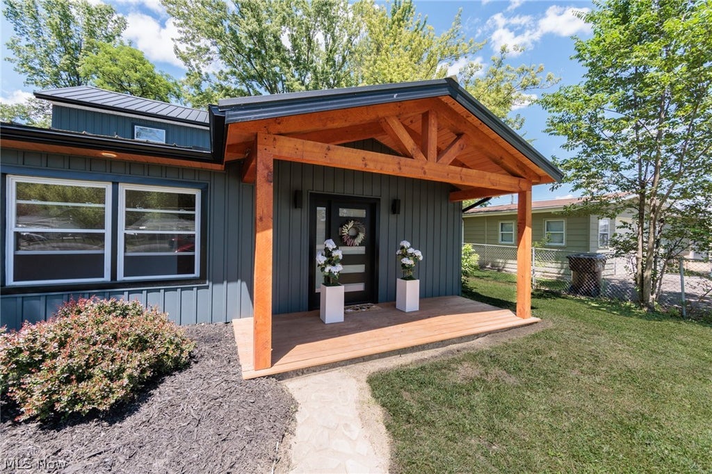Photo of 35032 East Road, Grafton, OH 44044 (MLS # 5220059)