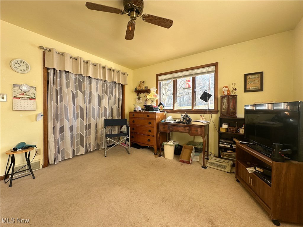 Hartzell Ave - Residential