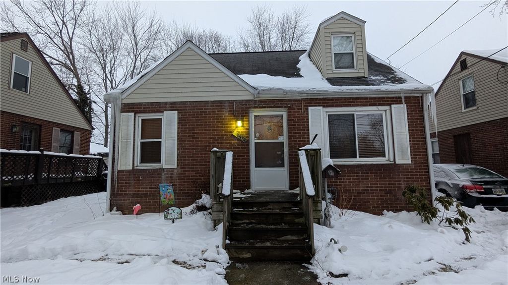 Photo of 1512 Forest Avenue SE, Massillon, OH 44646 (MLS # 5185406)