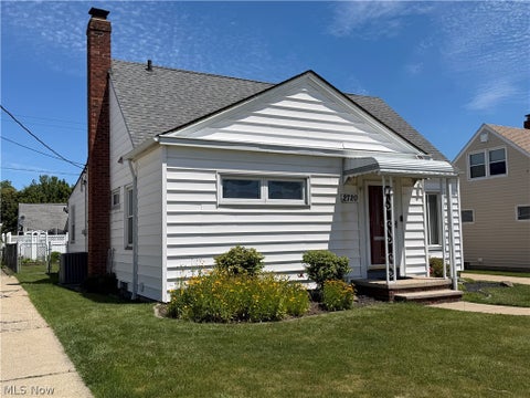 Tiny photo for 2720 Walbrook Avenue, Cleveland, OH 44109 (MLS # 5221420)