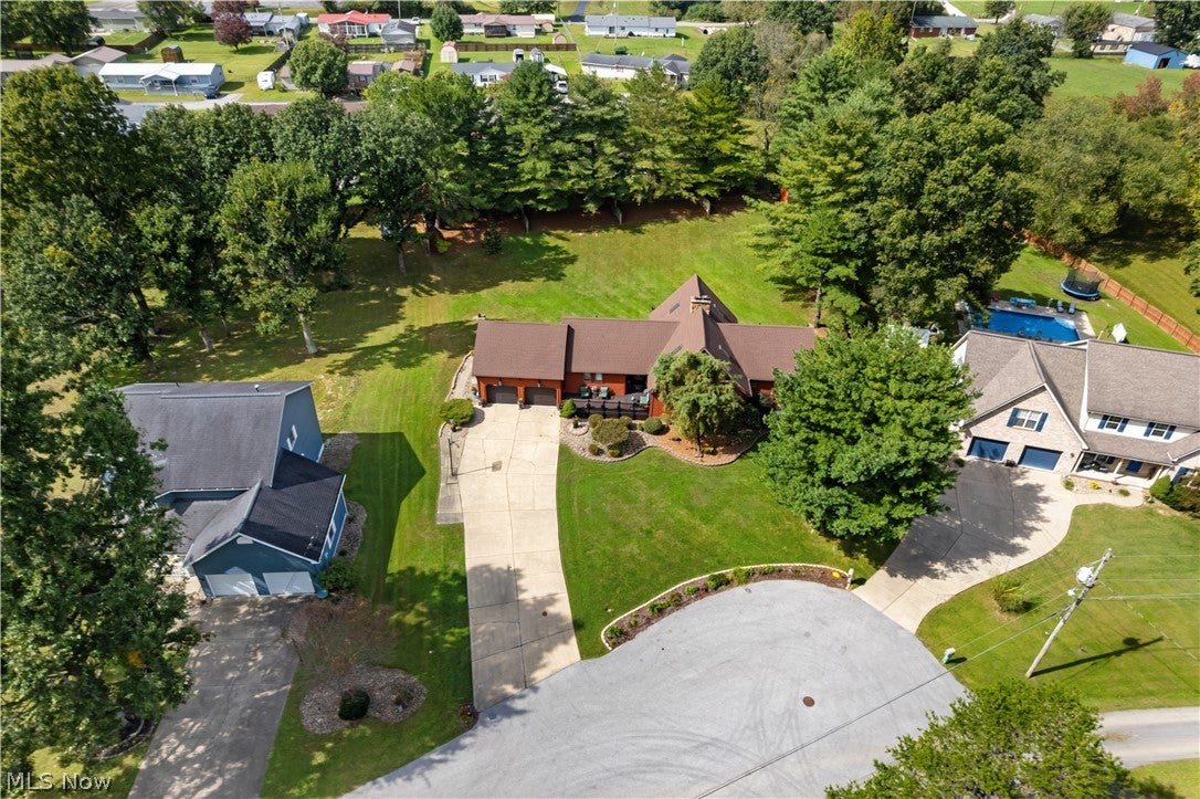 389 Meadowland Drive