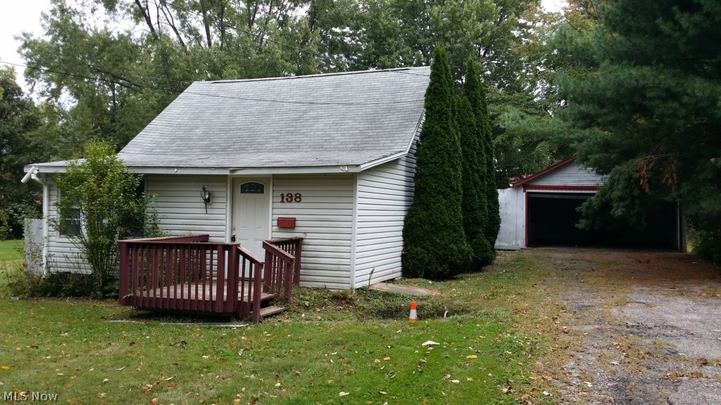 Great location and lot. 3 bedroom 1.5 bath cape cod. Close to shopping.
