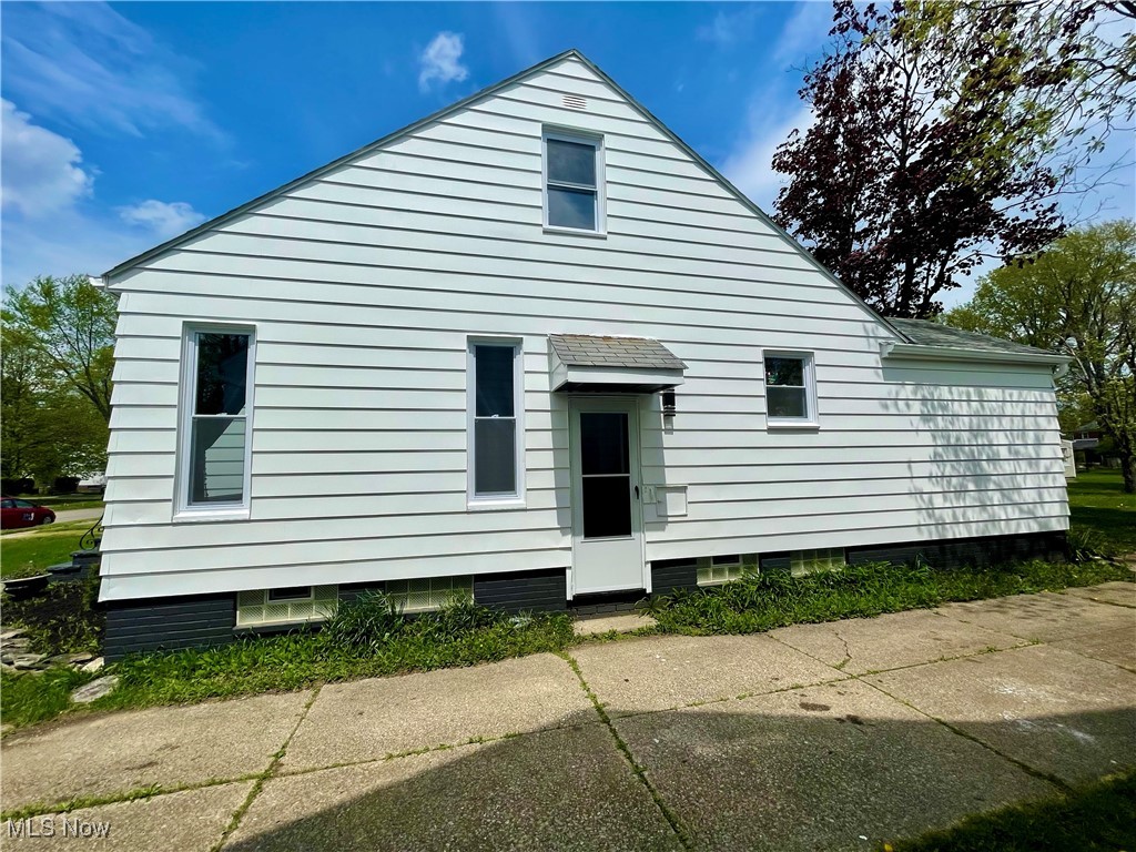 4269 W 217th Street