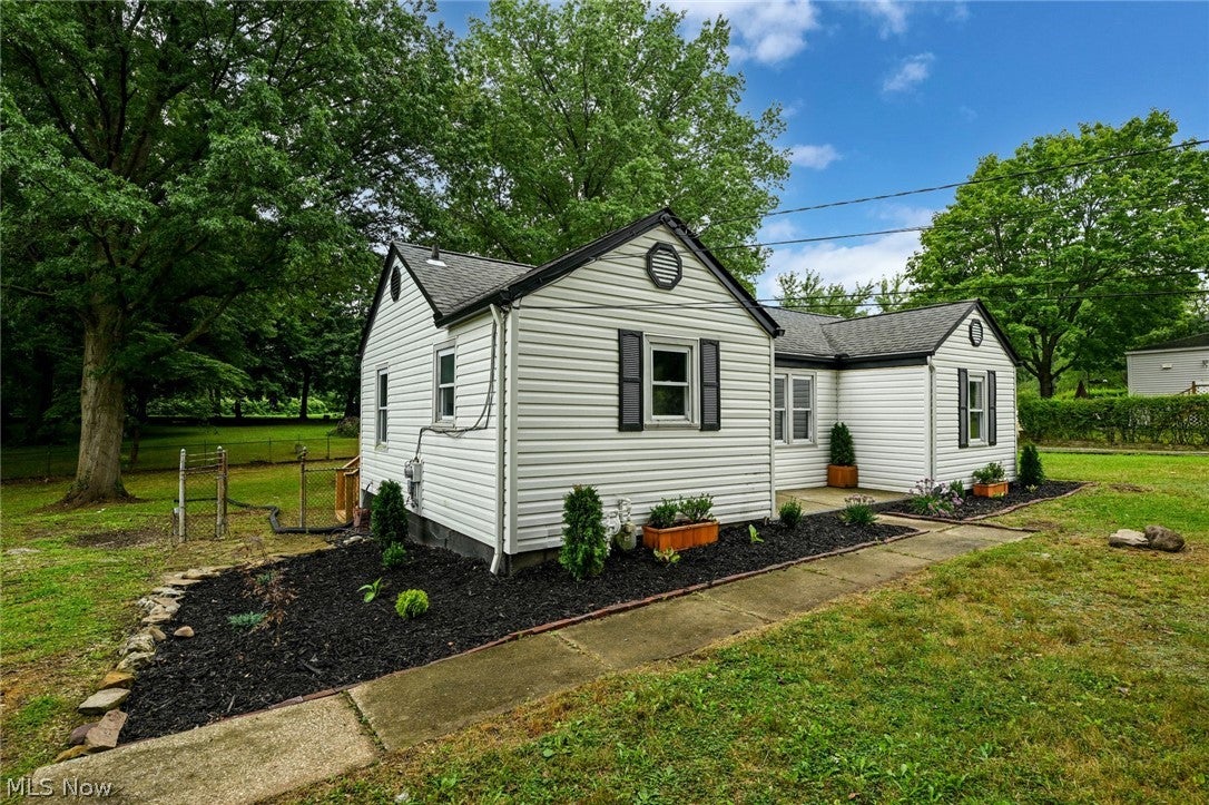 2933 S Hametown Road