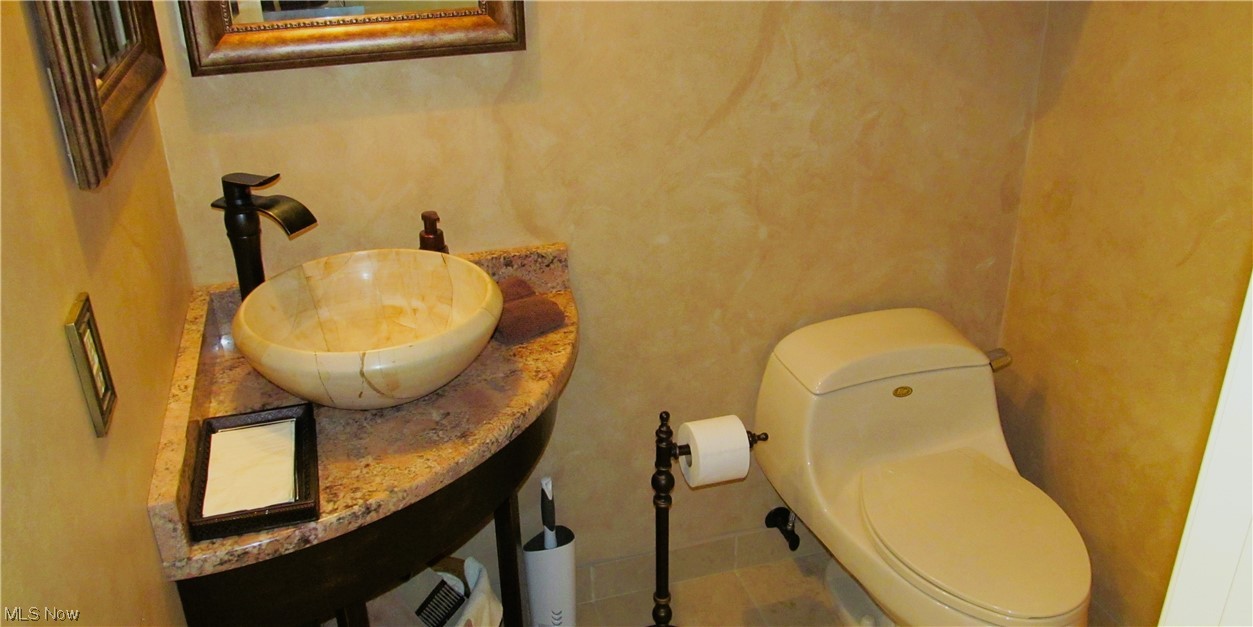 Eagles Chase Condo - Residential