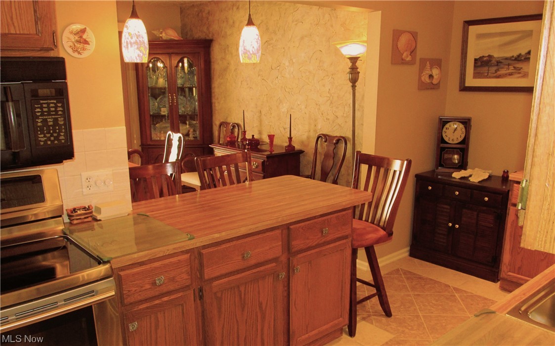 Eagles Chase Condo - Residential