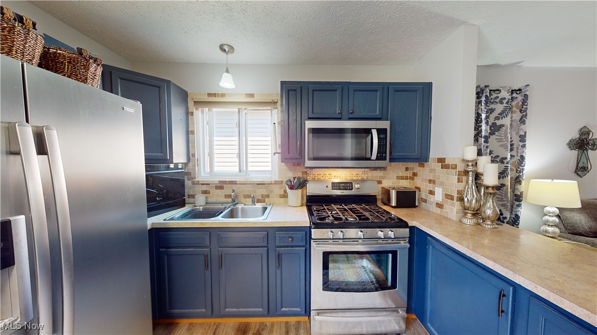 Mentor Headlands Park Sub - Residential