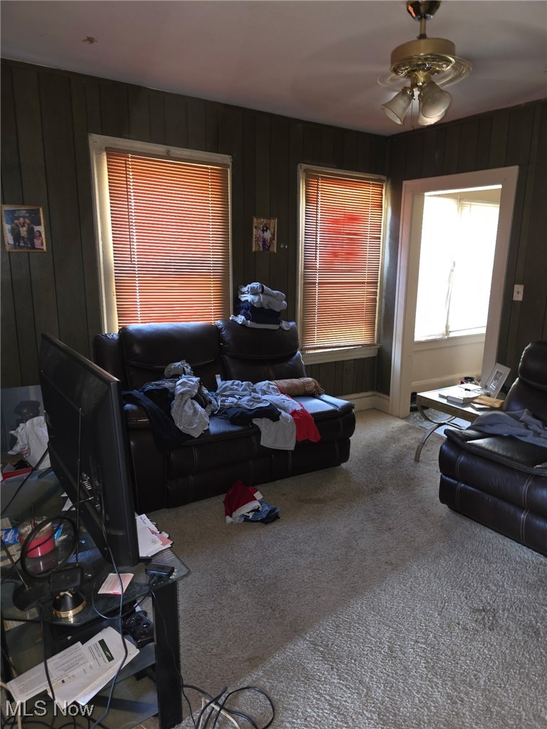 L J Sinotts Southview - Residential Income