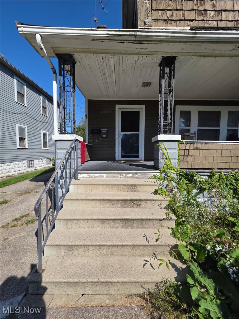 L J Sinotts Southview - Residential Income