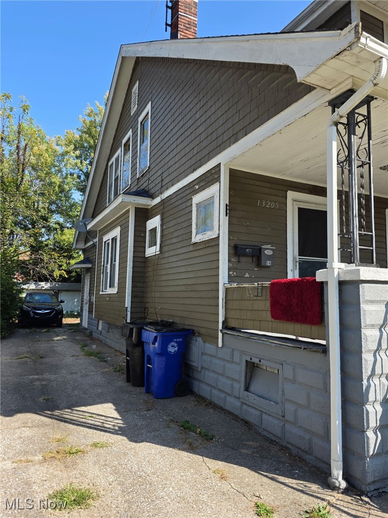 L J Sinotts Southview - Residential Income