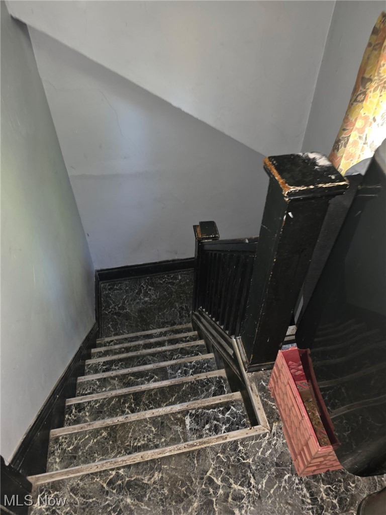 L J Sinotts Southview - Residential Income