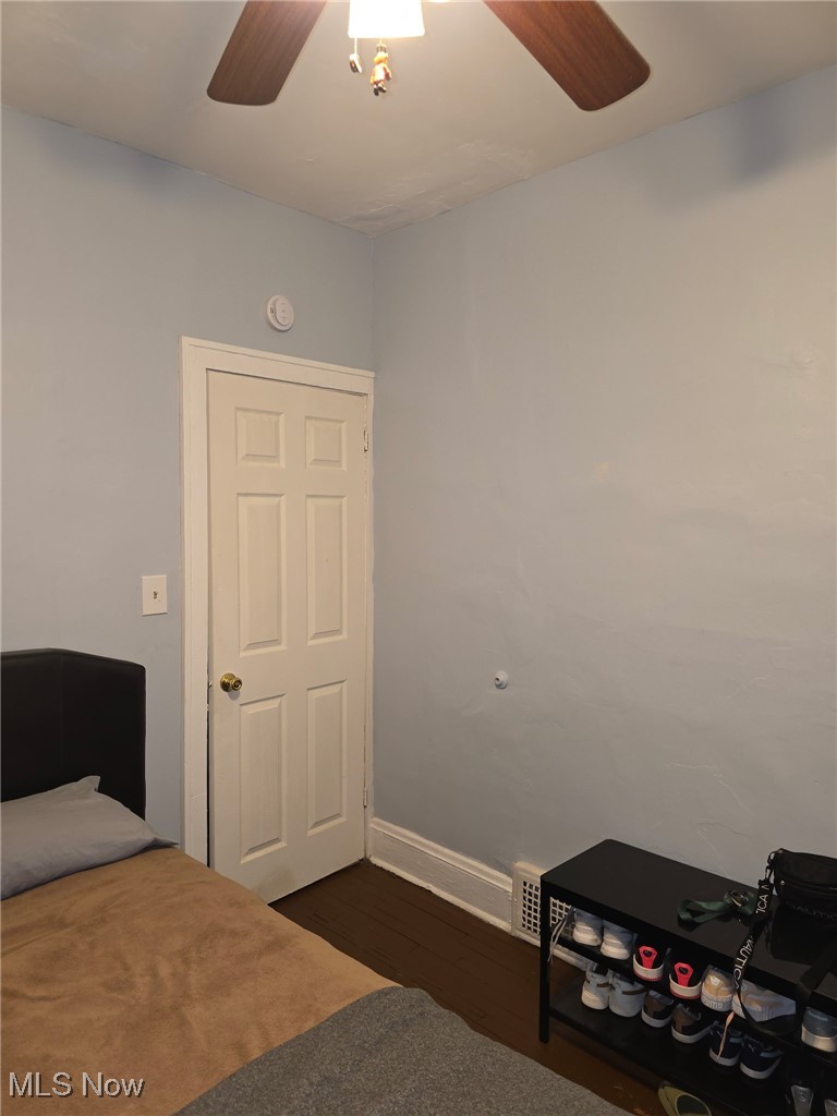 L J Sinotts Southview - Residential Income