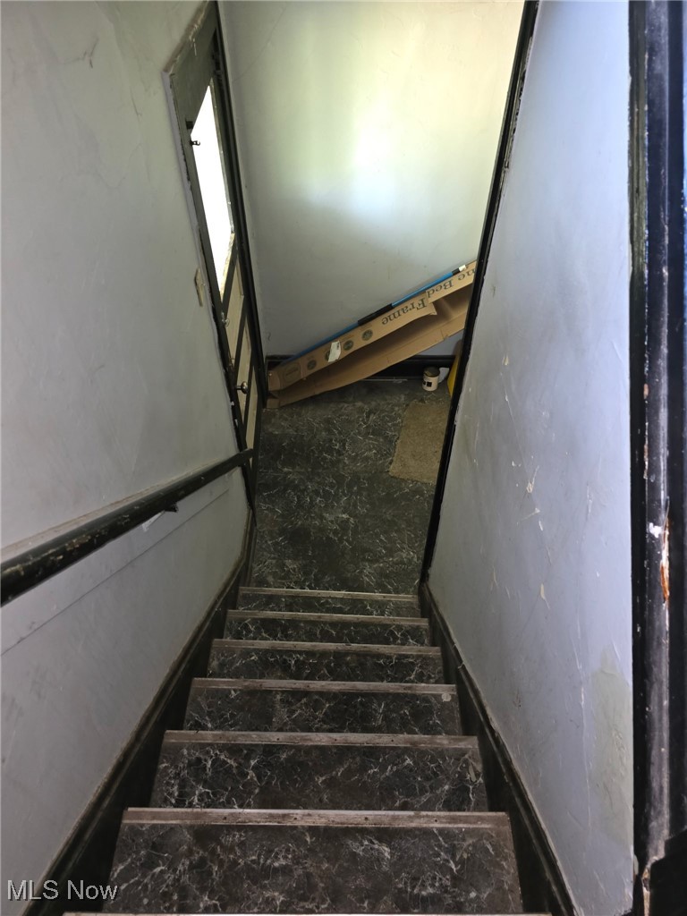 L J Sinotts Southview - Residential Income