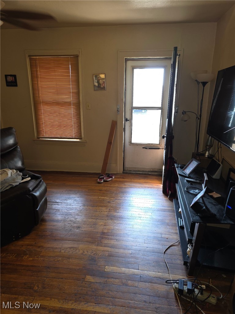 L J Sinotts Southview - Residential Income