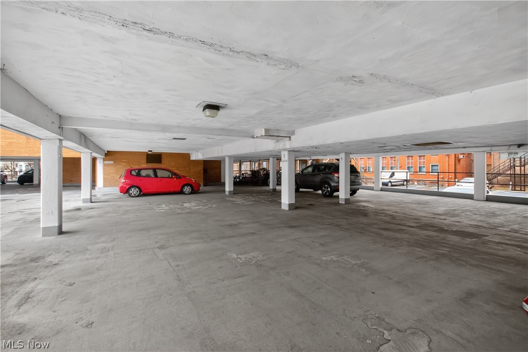 Kirtland House Condo - Residential