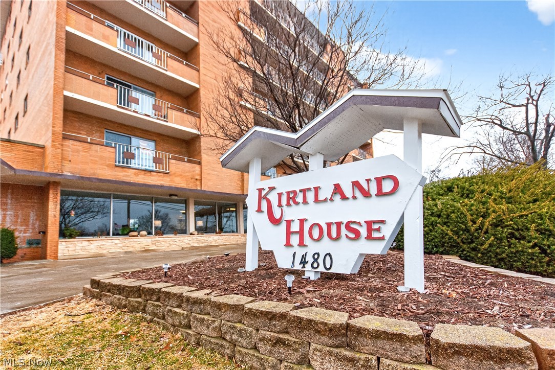 Kirtland House Condo - Residential