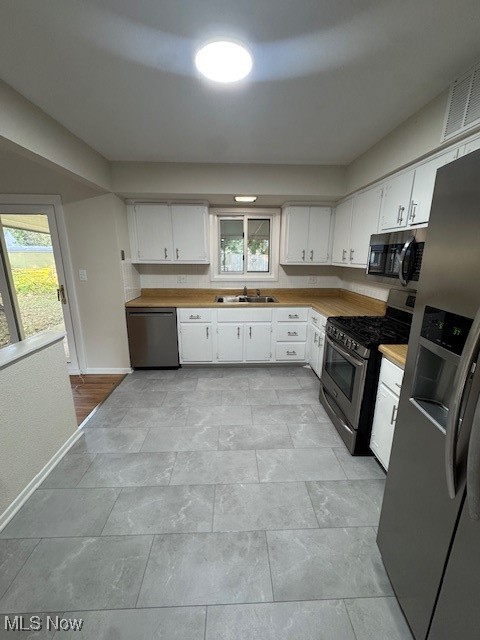 4505 Oak Circle