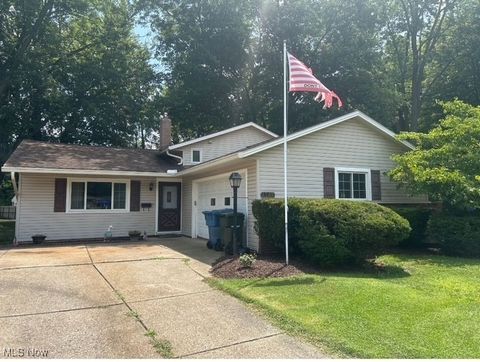 4505 Oak Circle, North Olmsted, OH 44070 - #: 5162198