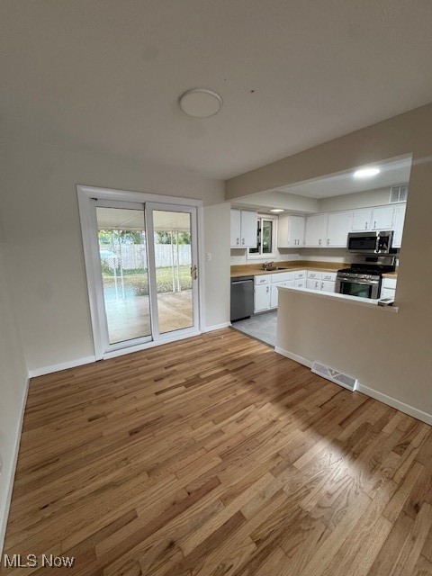 Tree Lane 02 - Residential