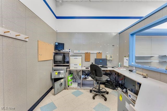 D J Johns Add - Commercial Sale