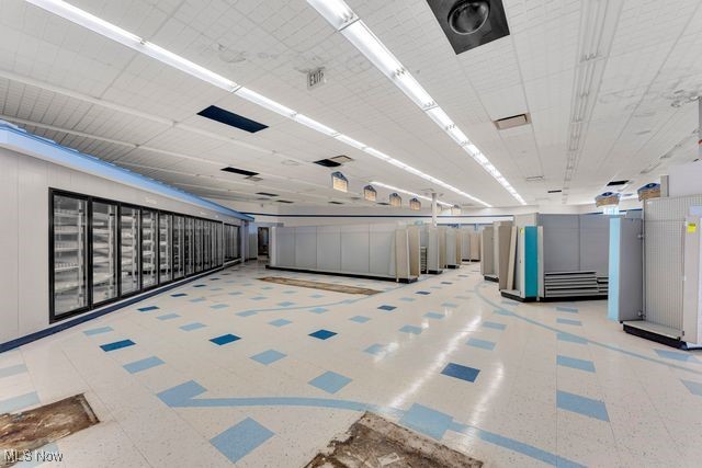 D J Johns Add - Commercial Sale