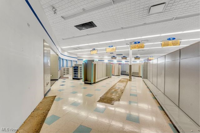 D J Johns Add - Commercial Sale