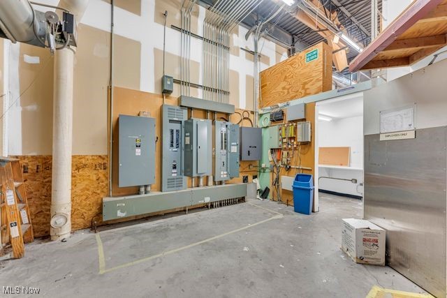 D J Johns Add - Commercial Sale