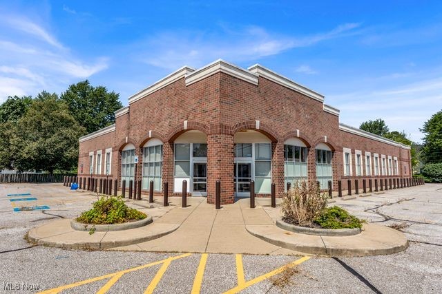 D J Johns Add - Commercial Sale