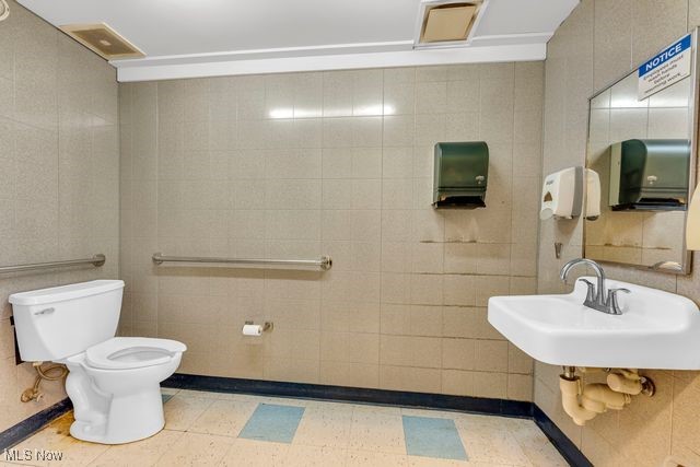 D J Johns Add - Commercial Sale