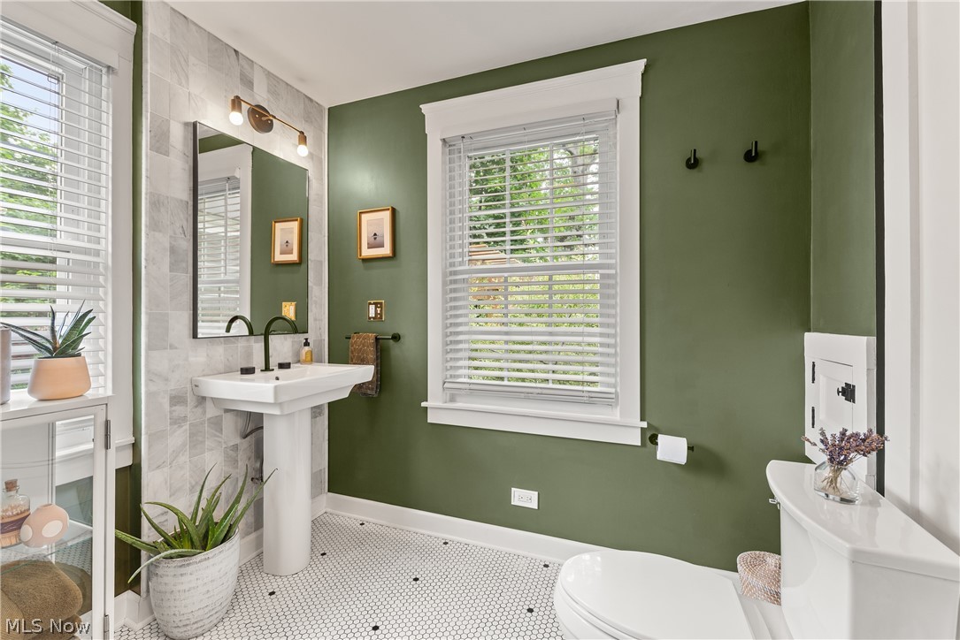 Waterbury Road - Residential
