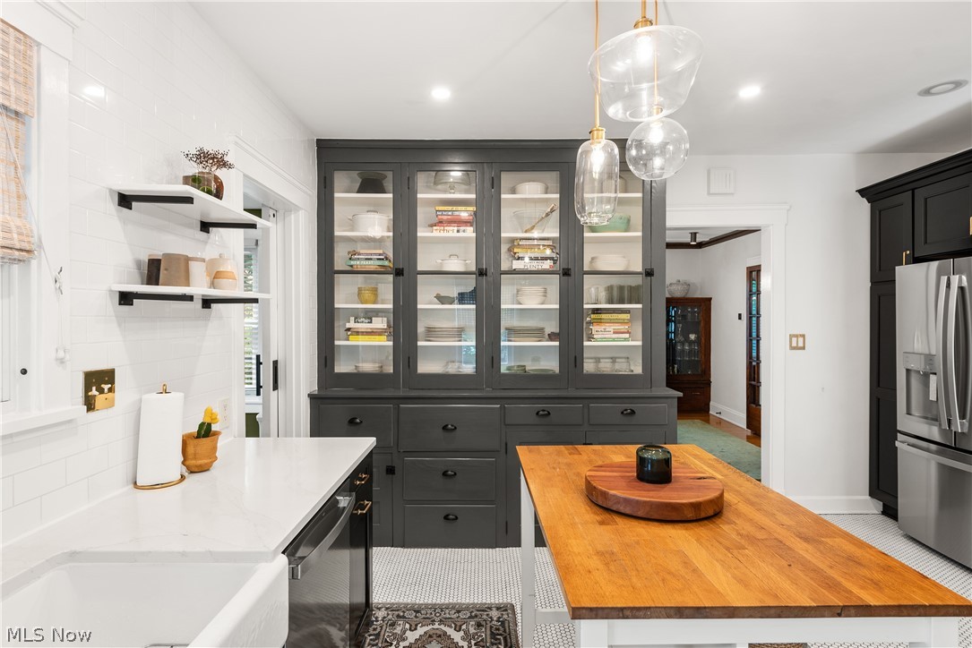 Waterbury Road - Residential