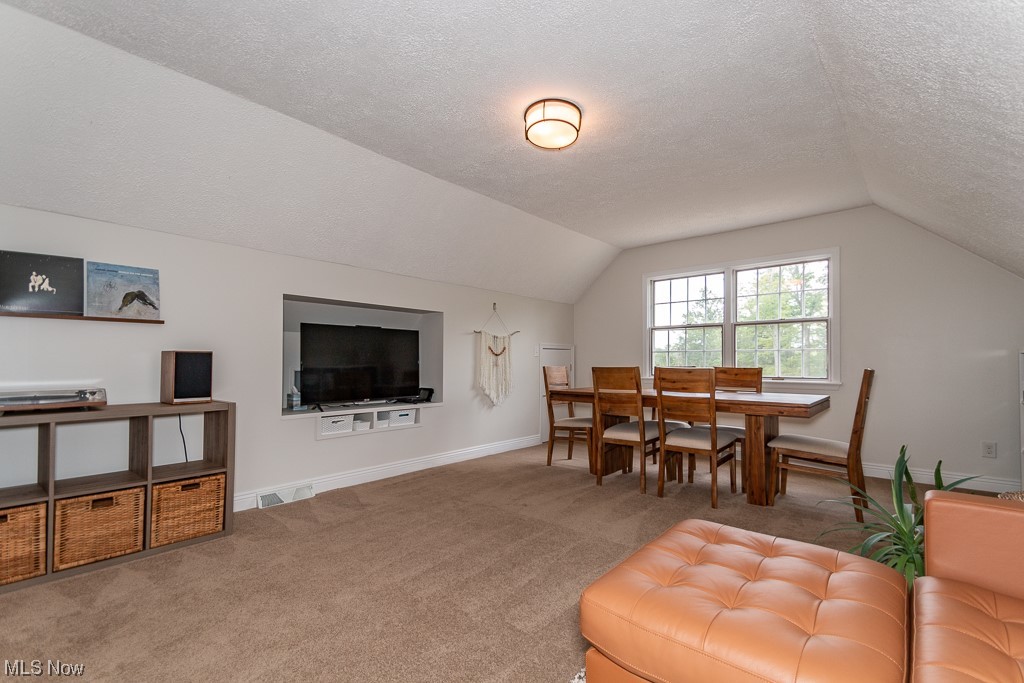 Quail Woods - Residential