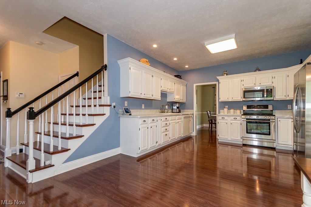 Quail Woods - Residential