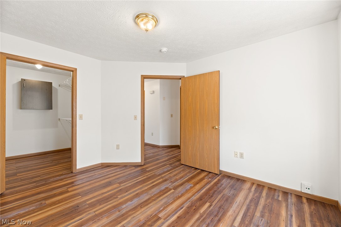 Springfield - Commercial Sale