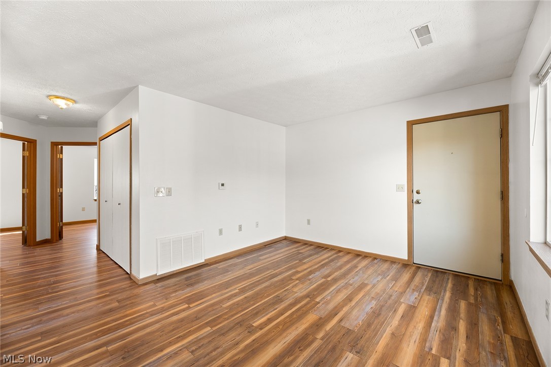 Springfield - Commercial Sale