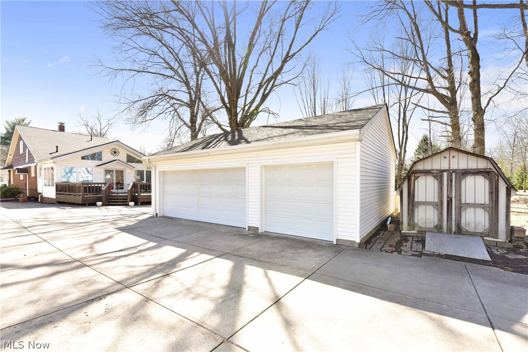 Meadow Lane Bldrs & Mdw Land - Residential