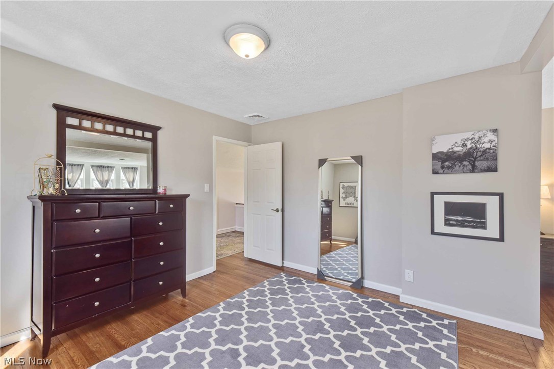 Meadow Lane Bldrs & Mdw Land - Residential