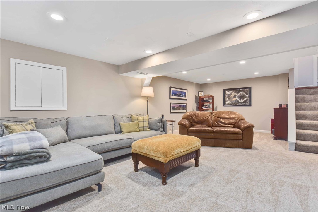 Meadow Lane Bldrs & Mdw Land - Residential