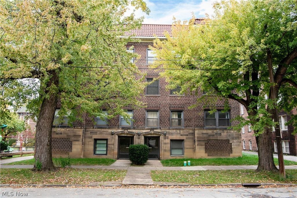 Photo of 2617 Euclid Heights Boulevard #2, Cleveland Heights, OH 44106 (MLS # 5211023)