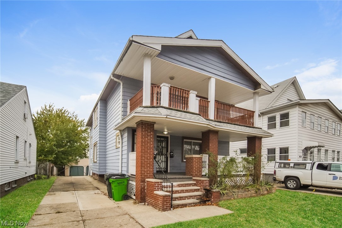 Garfield Pkwy - Residential Income